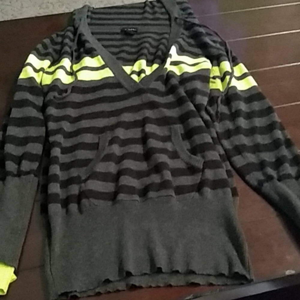 Ladies sweater top